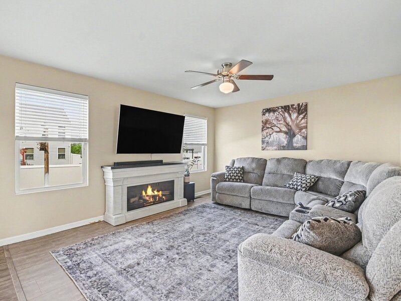 6617 Eich Drive Joliet IL 60431