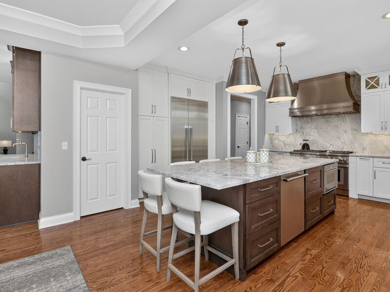 2439 Fawn Lake Circle Naperville IL 60564
