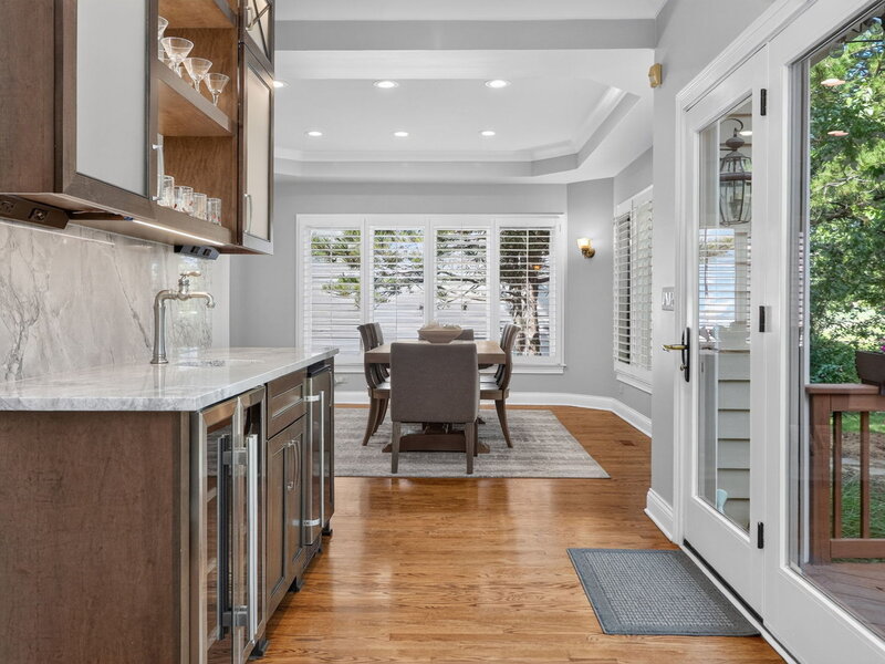 2439 Fawn Lake Circle Naperville IL 60564