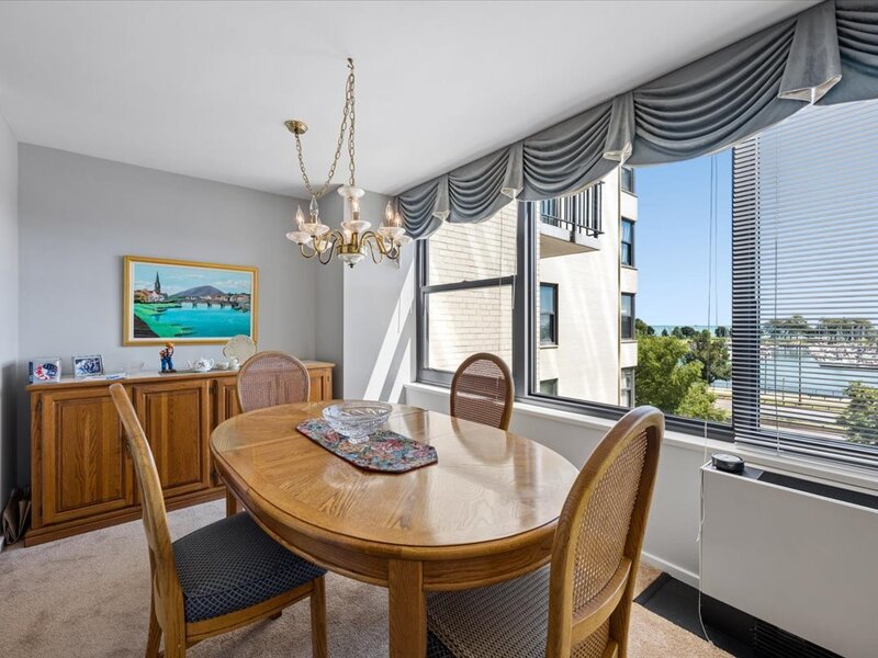 3440 N Lake Shore Drive Chicago IL 60657