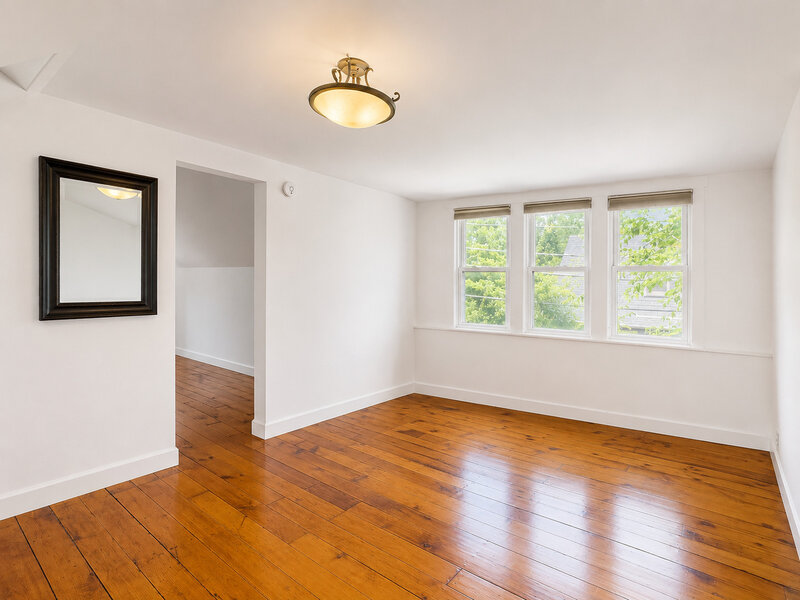 1013 Simpson Street Evanston IL 60201