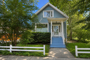 Photo of 1013 Simpson Street Evanston IL 60201