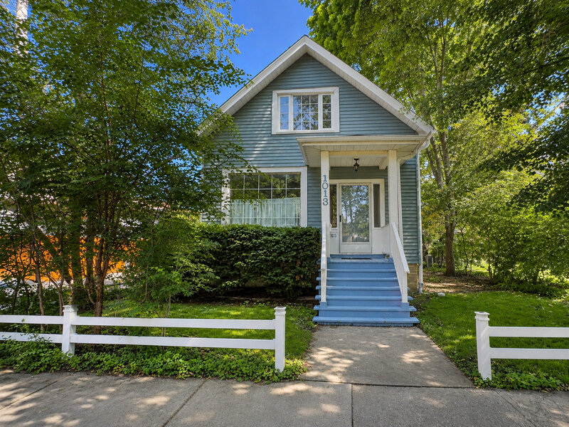 1013 Simpson Street Evanston IL 60201
