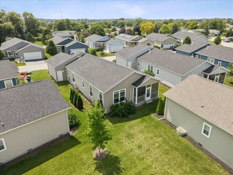 1537 Colt Lane Grayslake IL 60030