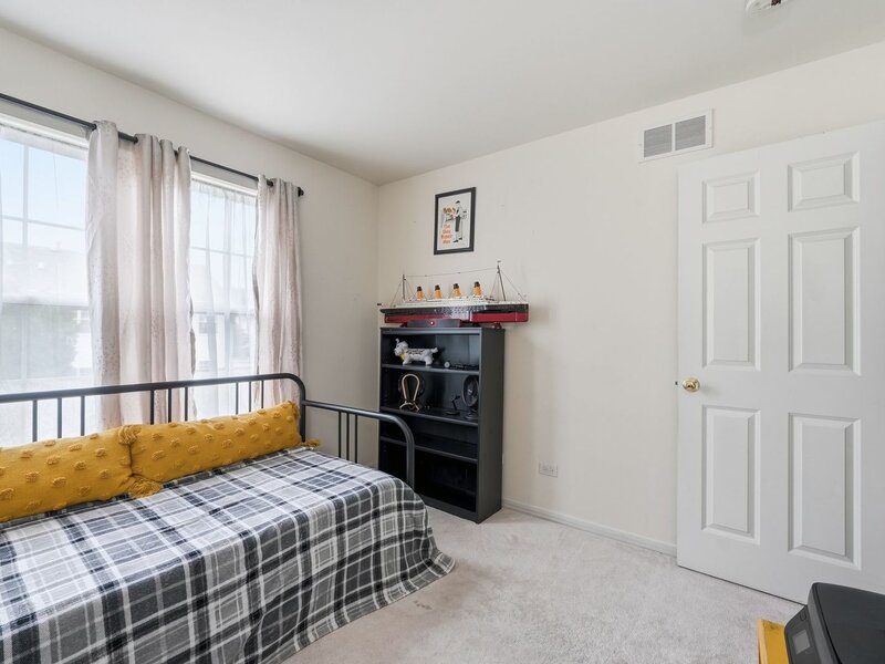 1114 Coventry Lane Bolingbrook IL 60440