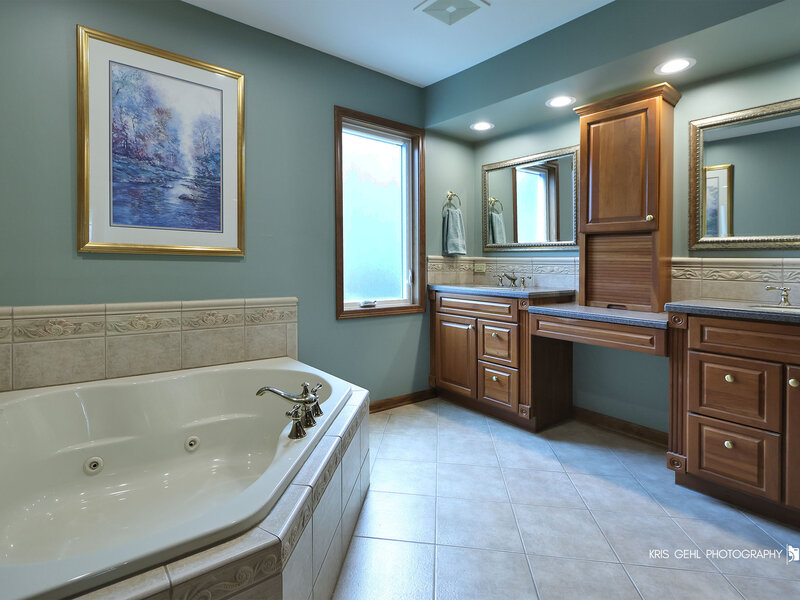 2727 Downing Court Aurora IL 60502