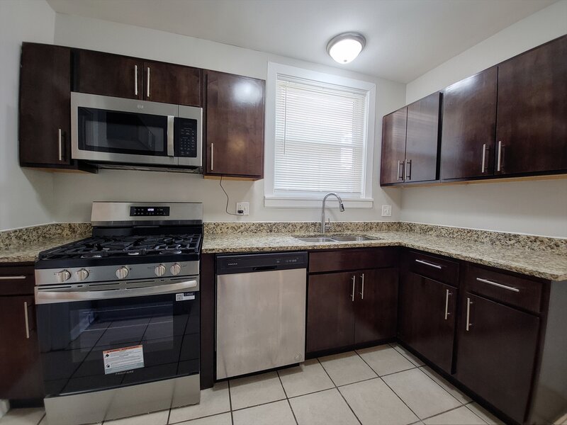 3042 N Lowell Avenue Chicago IL 60641