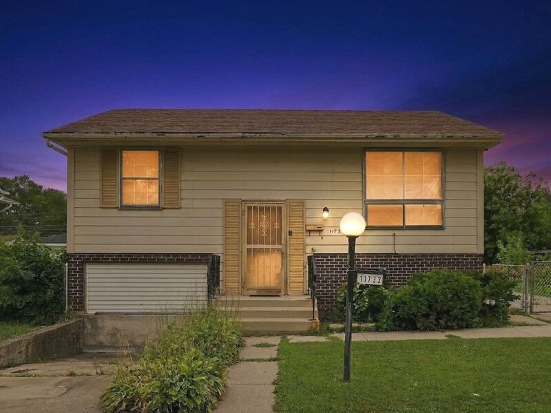11733 S Elizabeth Street Chicago IL 60643