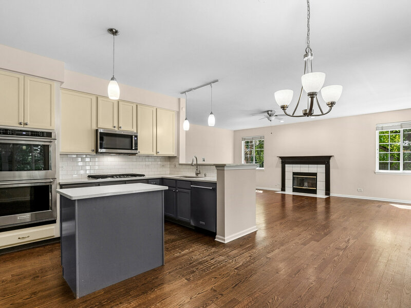 1428 Somerset Court Mundelein IL 60060