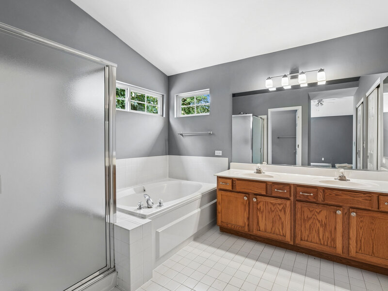 1428 Somerset Court Mundelein IL 60060