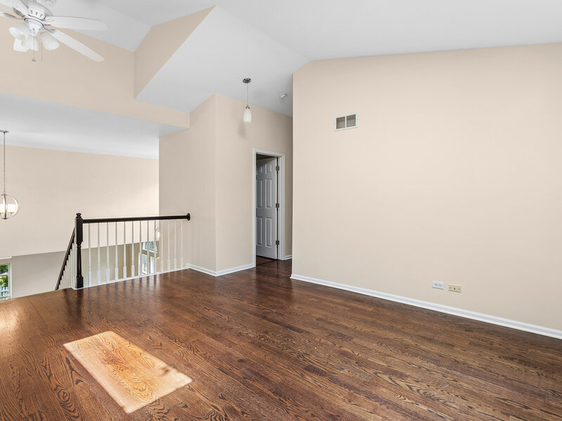 1428 Somerset Court Mundelein IL 60060
