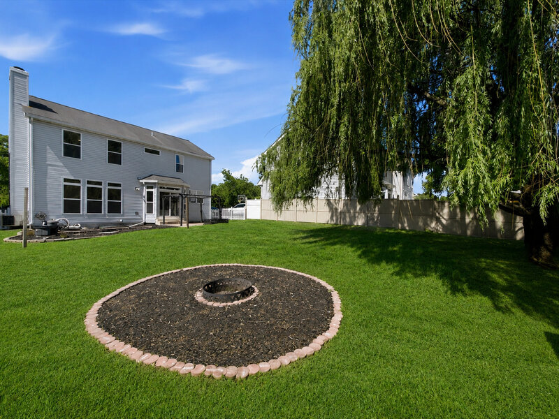 950 W Colfax Street Palatine IL 60067