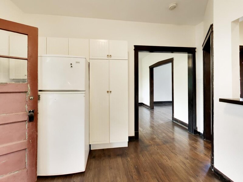 1453 E 56th Street Chicago IL 60637