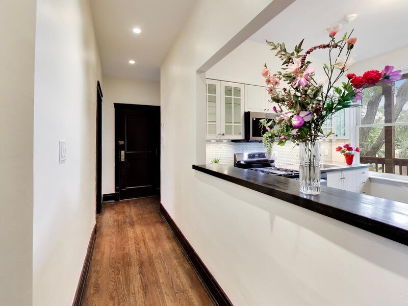 1453 E 56th Street Chicago IL 60637