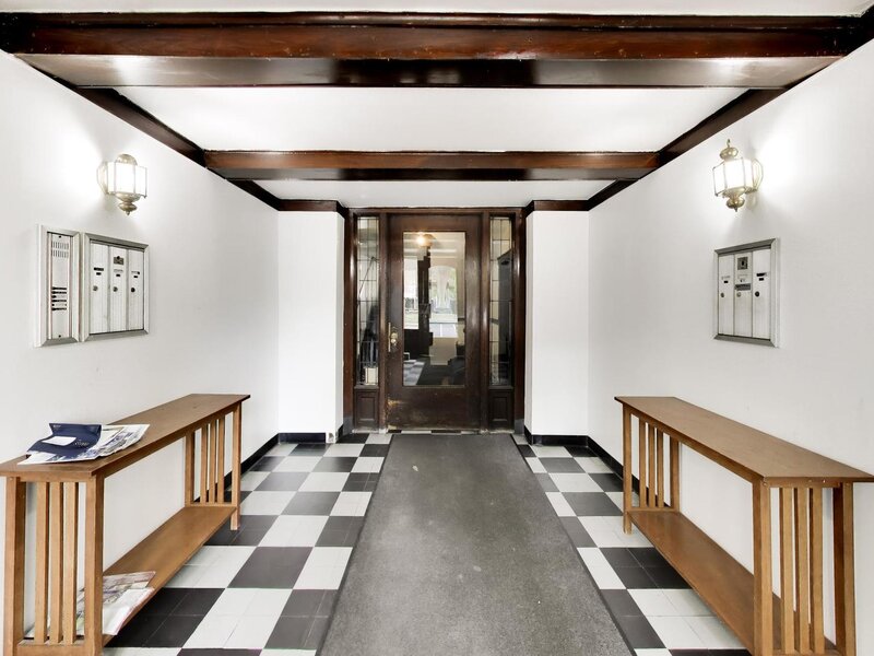 1453 E 56th Street Chicago IL 60637