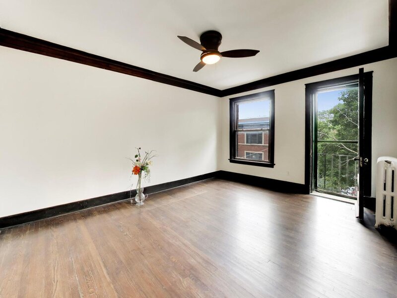 1453 E 56th Street Chicago IL 60637