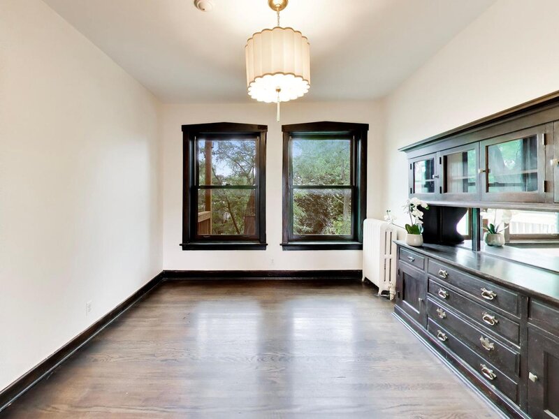 1453 E 56th Street Chicago IL 60637