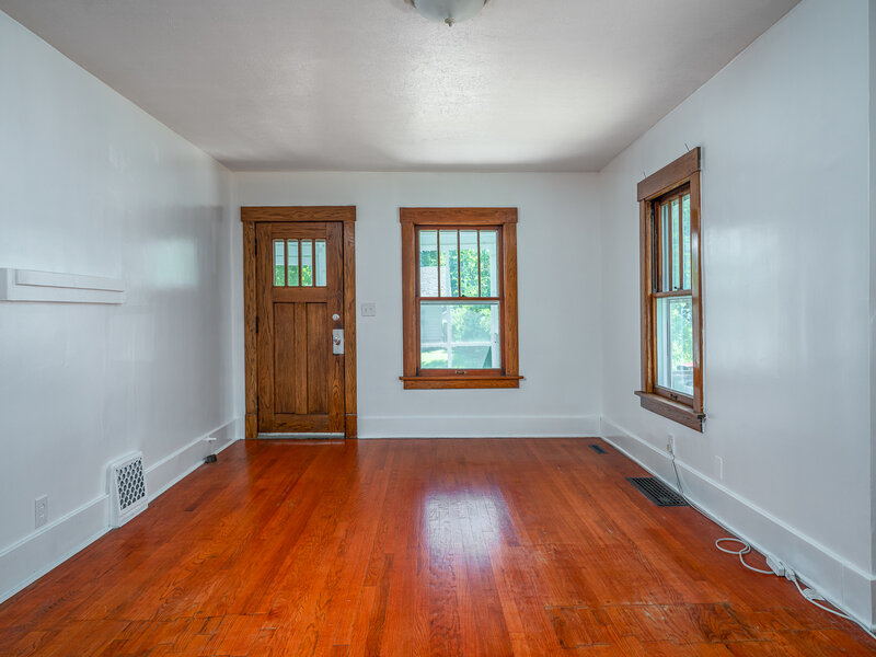 2422 Western Avenue Davenport IA 52803