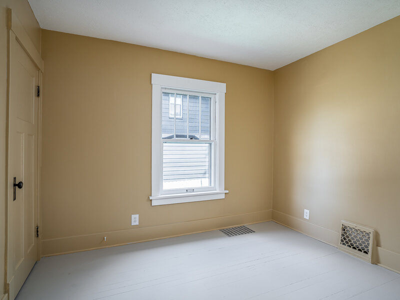 2422 Western Avenue Davenport IA 52803
