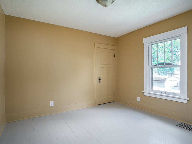 2422 Western Avenue Davenport IA 52803