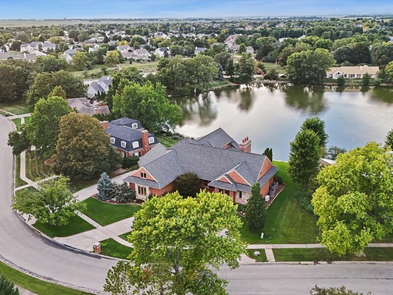 4014 Clubhouse Drive Champaign IL 61822