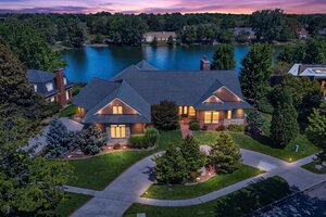 Photo of 4014 Clubhouse Drive Champaign IL 61822