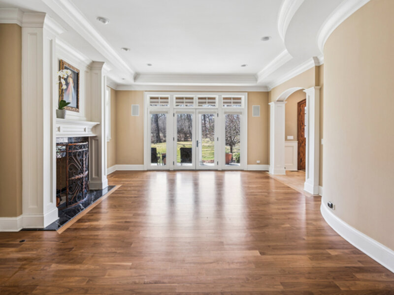 1300 Abington Cambs Drive Lake Forest IL 60045