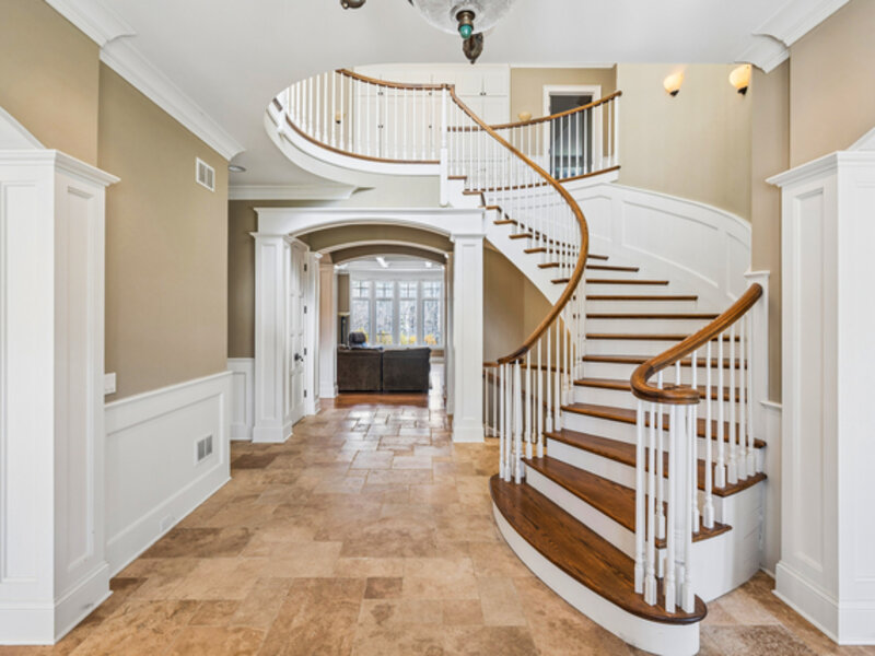 1300 Abington Cambs Drive Lake Forest IL 60045