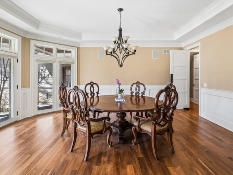 1300 Abington Cambs Drive Lake Forest IL 60045