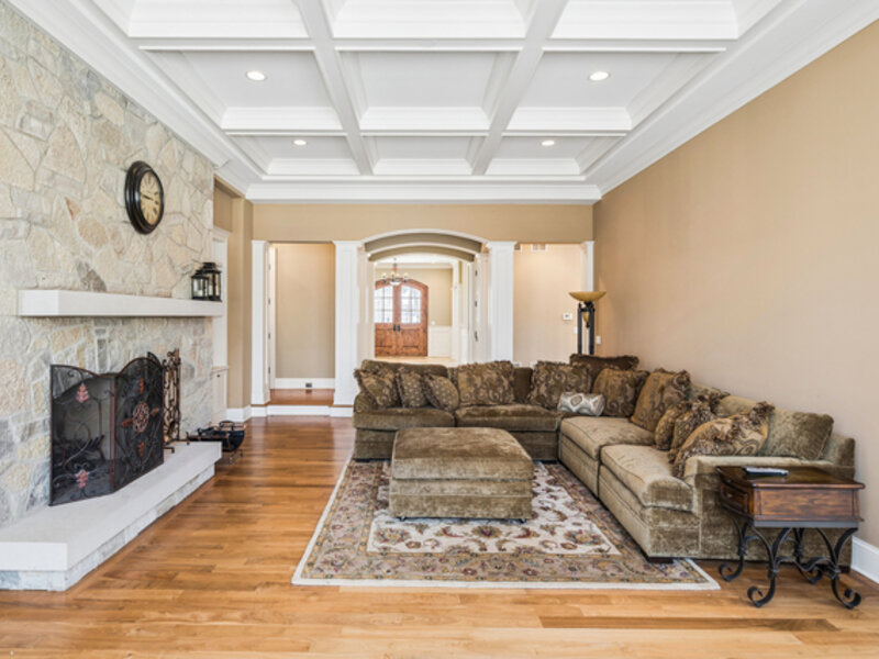 1300 Abington Cambs Drive Lake Forest IL 60045