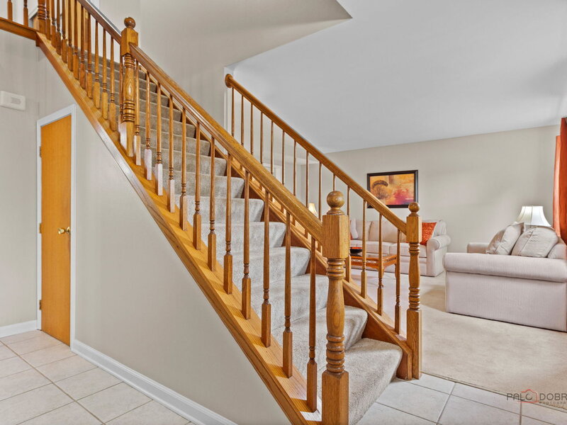 815 Claridge Court Schaumburg IL 60193