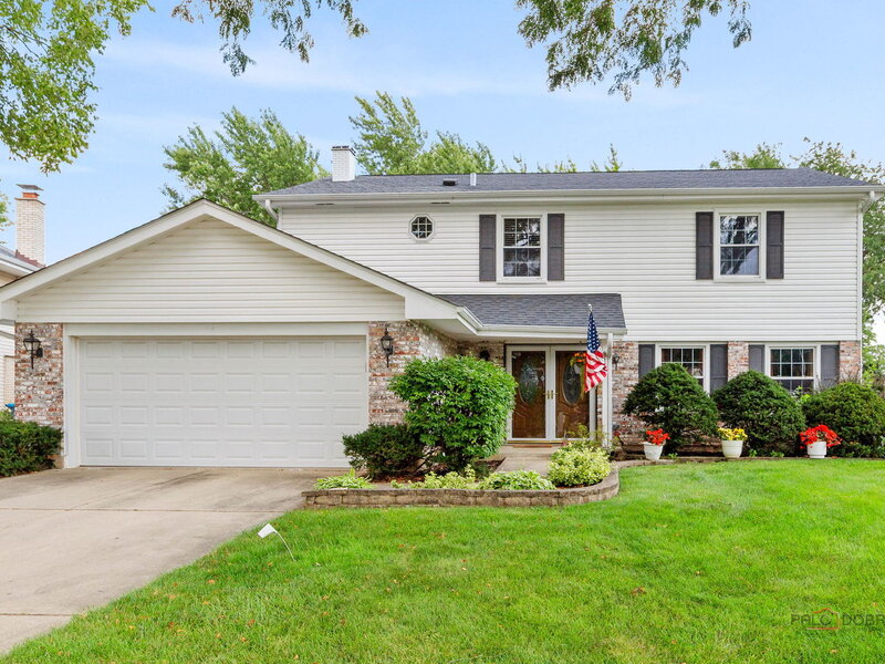 815 Claridge Court Schaumburg IL 60193