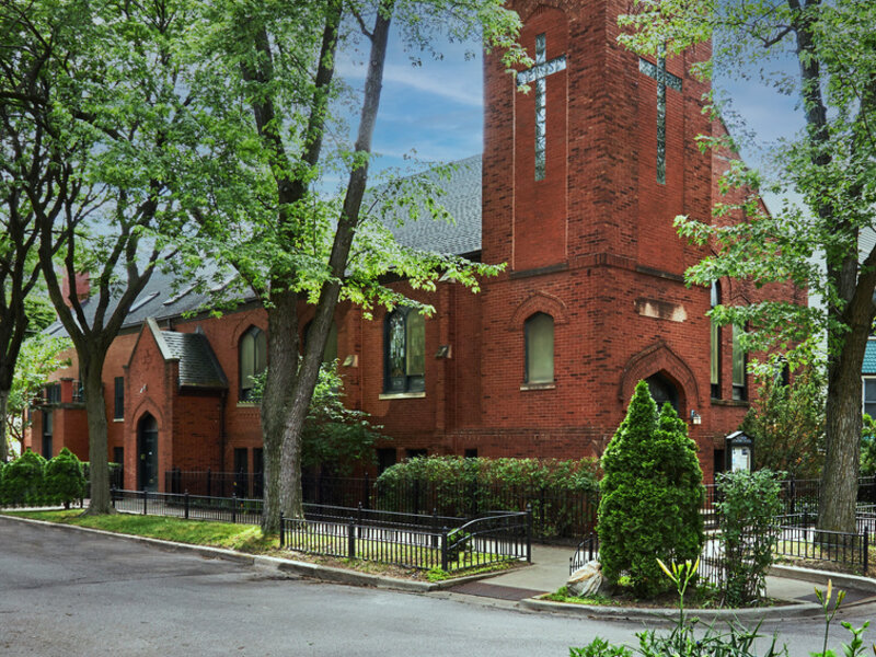 1901 W Cornelia Avenue Chicago IL 60657
