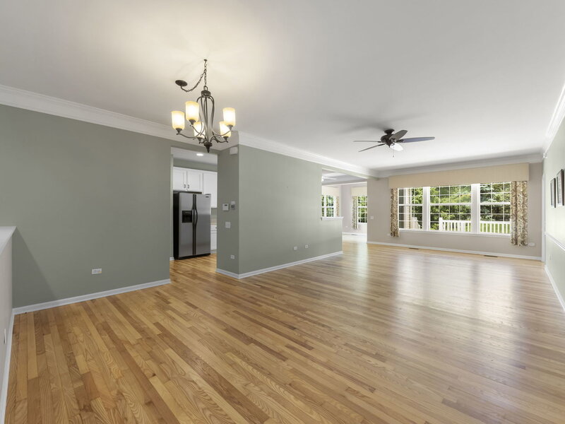 105 National Court Shorewood IL 60404