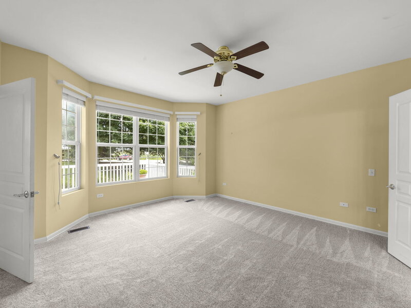 105 National Court Shorewood IL 60404