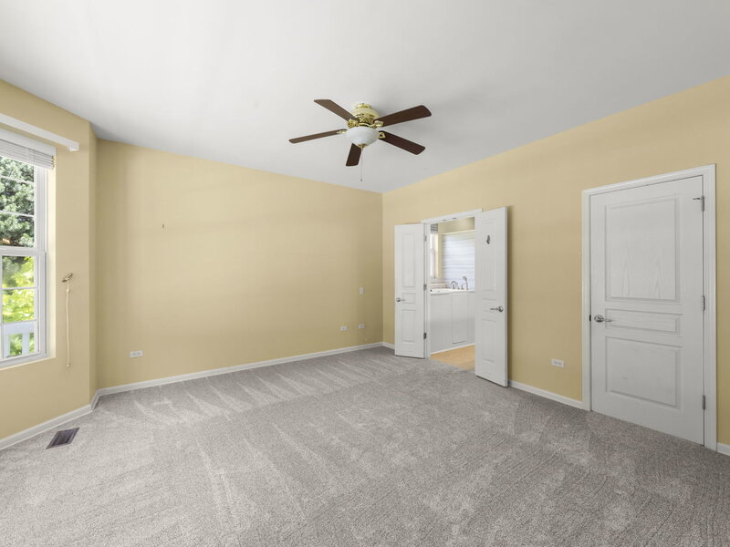 105 National Court Shorewood IL 60404