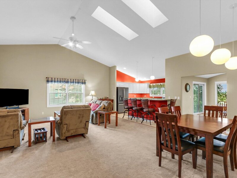 1614 Windward Point Champaign IL 61821