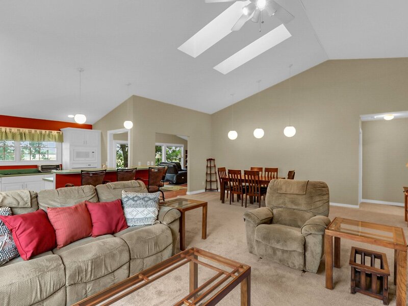 1614 Windward Point Champaign IL 61821