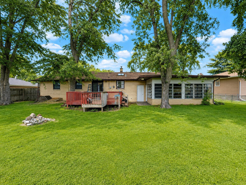 2295 177th Street Lansing IL 60438