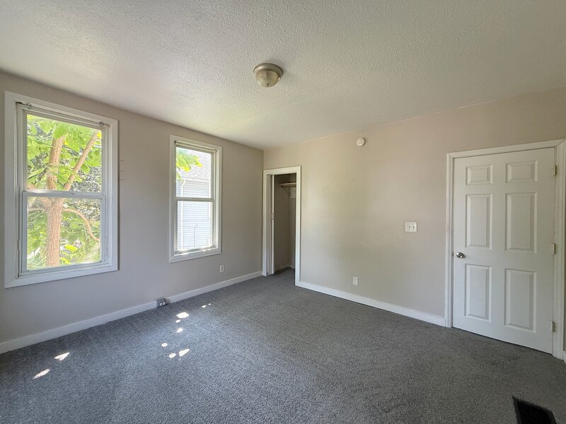 1718 19th Avenue Rock Island IL 61201