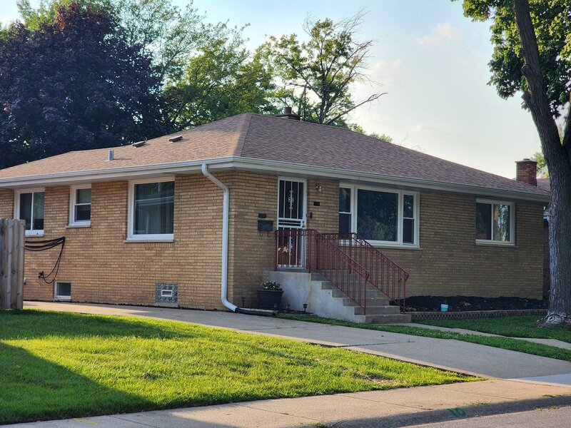 16254 S Dobson Avenue South Holland IL 60473
