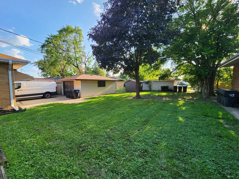 16254 S Dobson Avenue South Holland IL 60473