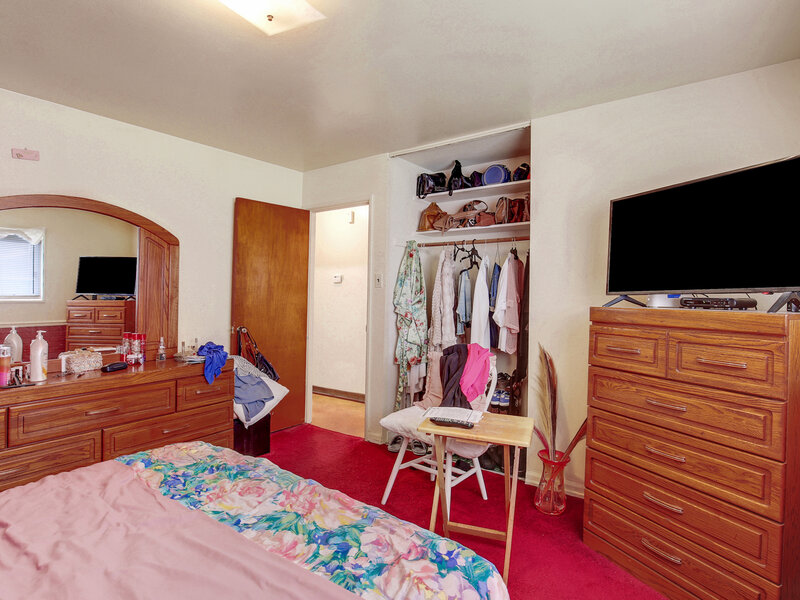 1383 Greenbay Avenue Calumet City IL 60409