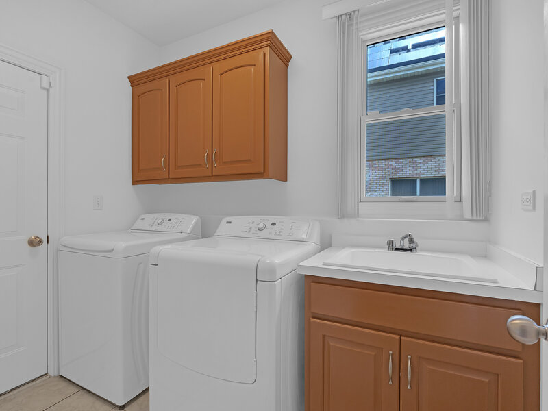 427 W Natoma Avenue Addison IL 60101