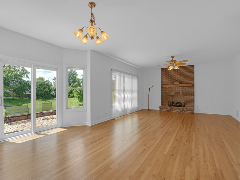 427 W Natoma Avenue Addison IL 60101