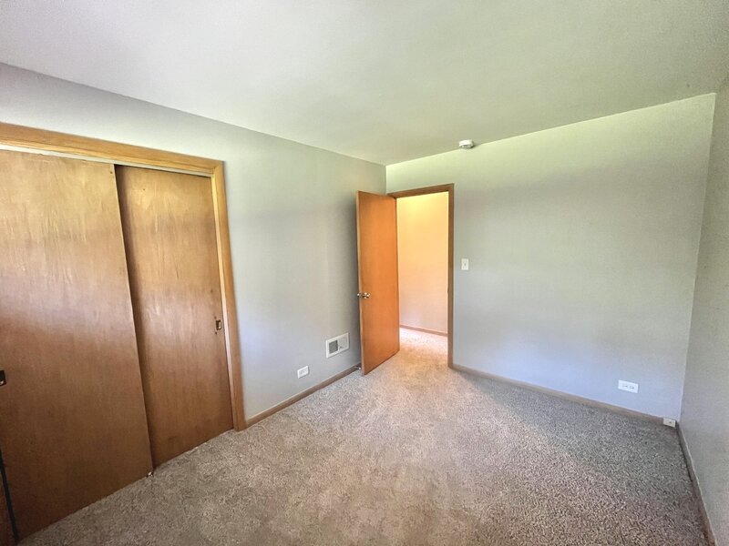 2543 Oakwood Drive Olympia Fields IL 60461