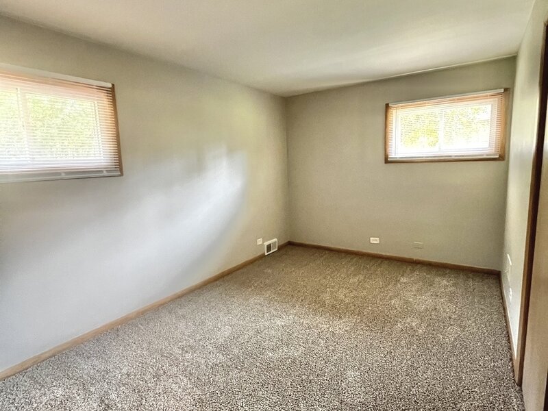 2543 Oakwood Drive Olympia Fields IL 60461