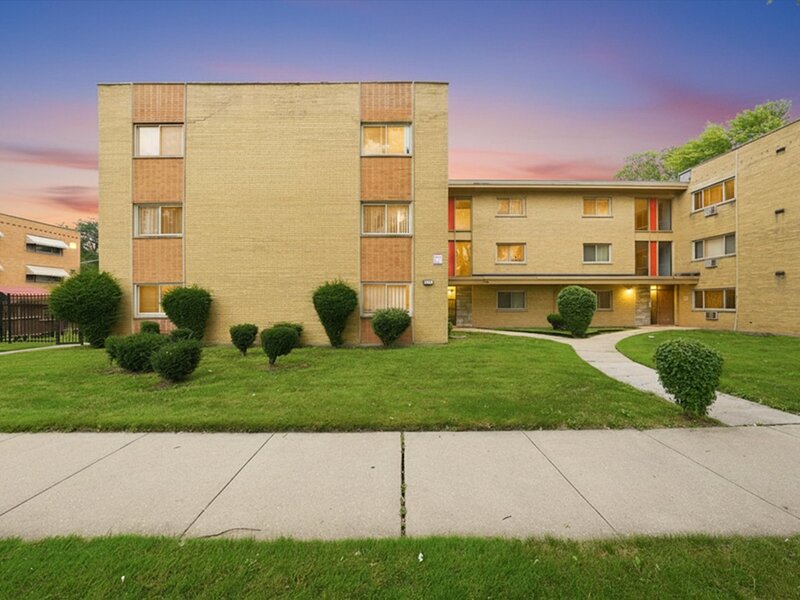 8343 S King Drive Chicago IL 60619