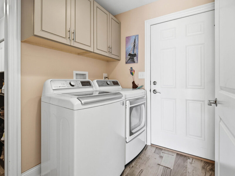17 Whitehall Court Buffalo Grove IL 60089