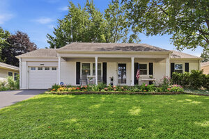 Photo of 17 Whitehall Court Buffalo Grove IL 60089